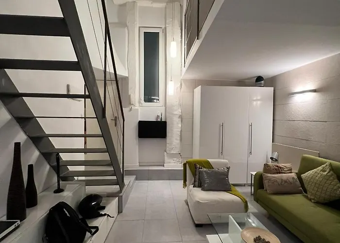 Excelente Loft En Trafalgar